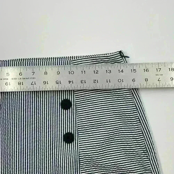 Urban Outfitters Women's Medium Saliorette Striped Mini Skirt Navy Blue White - Picture 8 of 9